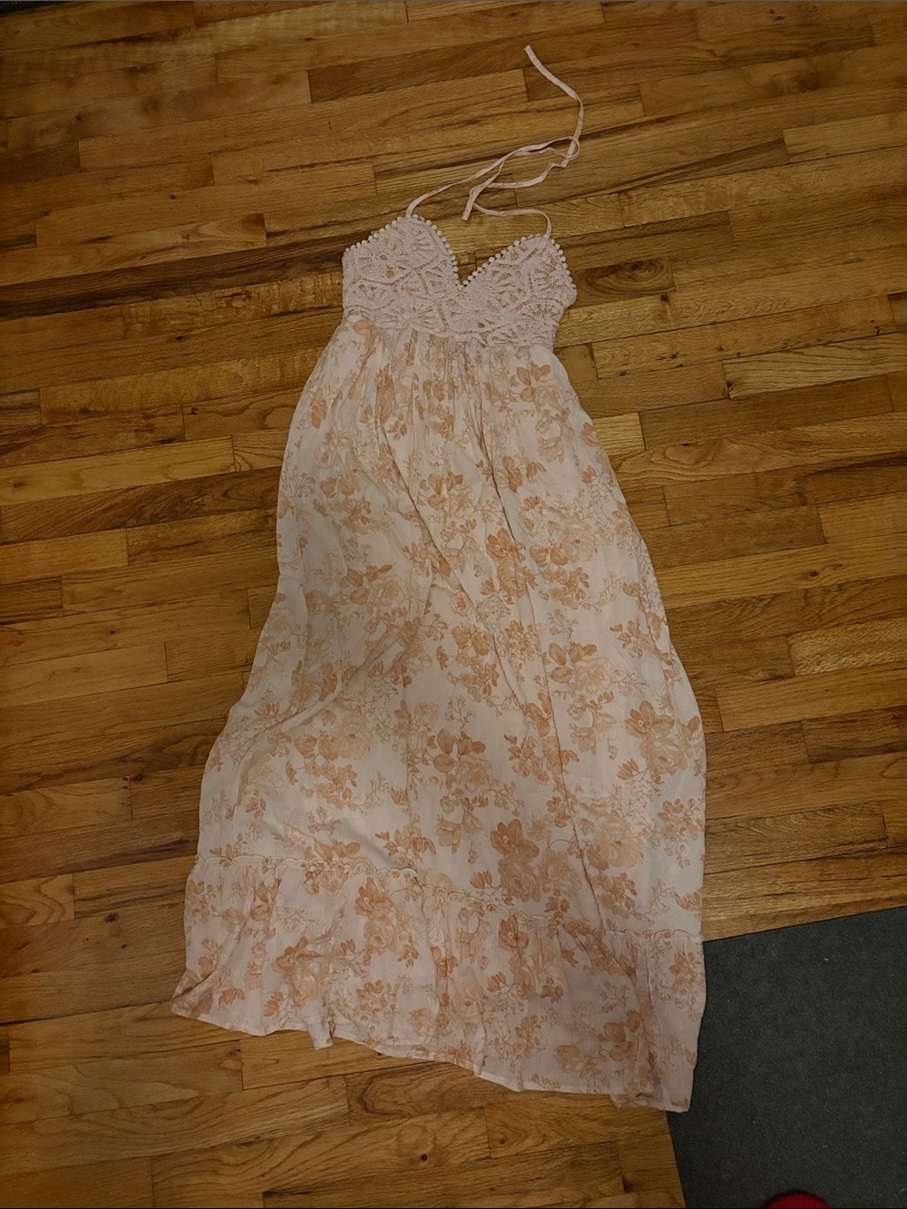 Madden Girl Pink Floral Crochet Bust Maxi Dress